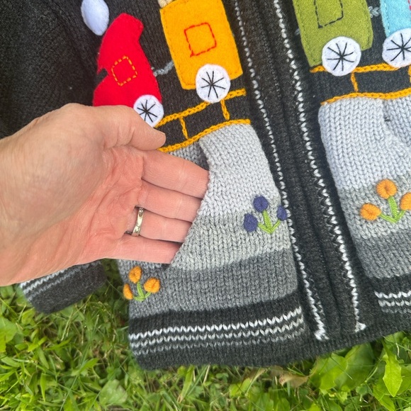 Lucy Iberg Handknit Toddler Boys Hooded Acrylic Cardigan Sweater Size 2 Cozy - Picture 3 of 6